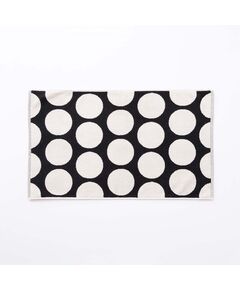 Постелка за баня двулицева benetton fw23 черни и бели точки
