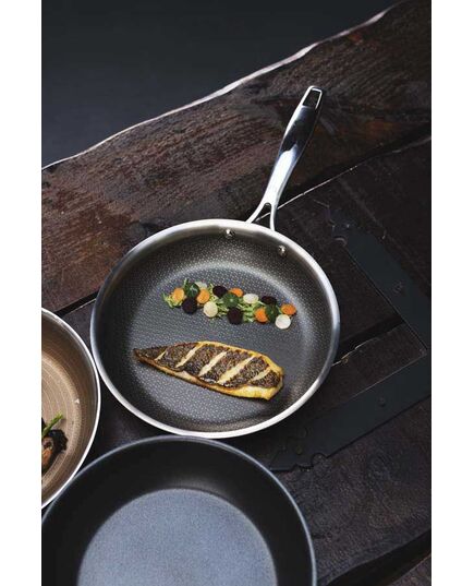 Тиган за палачинки masterpro hi-tech 3 28x3.3 см