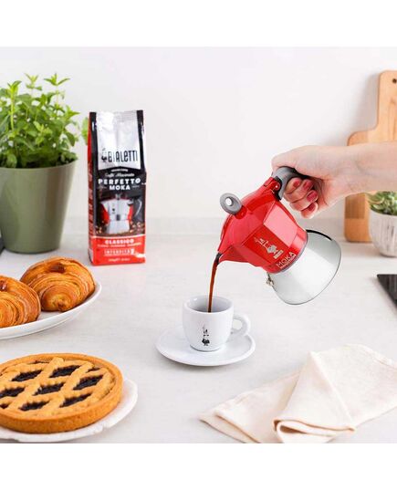 Кафеварка new moka bialetti 6 чаши индукционна червена